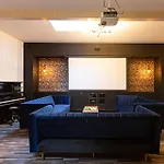 La Maison Devant La Prairie De 4 A 40 Personnes