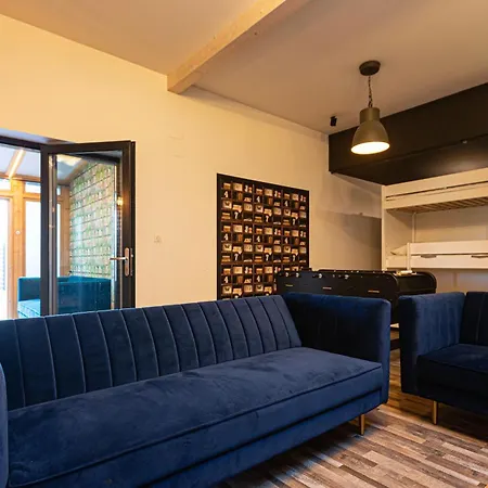La Maison Devant La Prairie De 4 A 40 Personnes