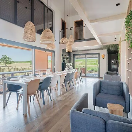 La Maison Devant La Prairie De 4 A 40 Personnes * Griesheim-près-Molsheim