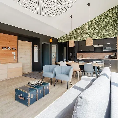 La Maison Devant La Prairie De 4 A 40 Personnes * Griesheim-près-Molsheim
