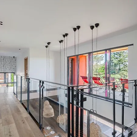 Dom wakacyjny La Maison Devant La Prairie De 4 A 40 Personnes *